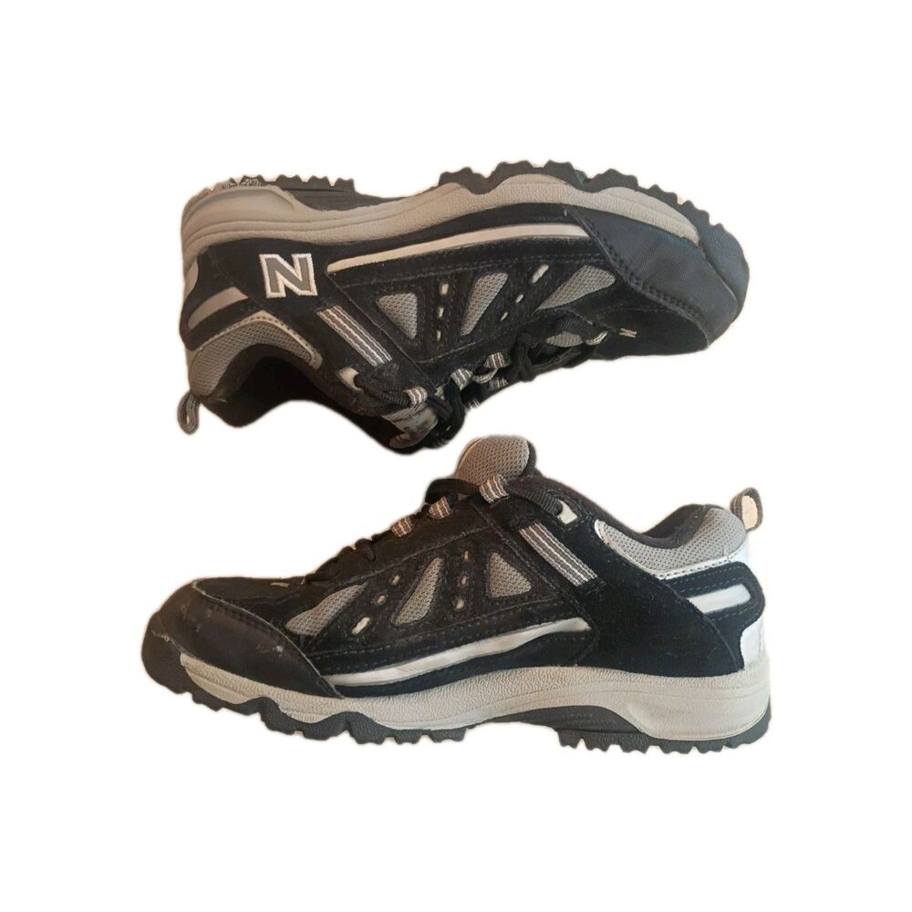 Vintage New Balance 645 Black Grey Kids Hiking Running Shoes Suede Size 2.5 - Picture 3 of 10
